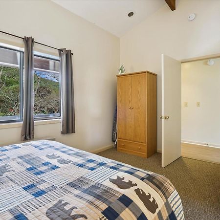 Cedarbrook Queen Suite 203 Кіллінгтон Екстер'єр фото